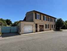 SAINT-HILAIRE – MAISON  AVEC 2 LOGEMENTS INDÉPENDANTS, JARDIN PISCINABLE ET CONSTRUCTIBLE, 2 GARAGES