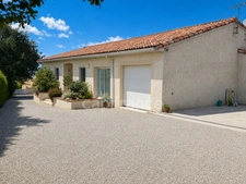 Maison de plain-pied 160 m² – 4 chambres, bureau, terrain arboré de 2 500 m²