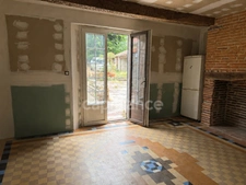 Immeuble de caractère avec revenus locatifs et fort potentiel – Centre Rieumes