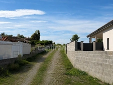 RIEUMES – Terrain à bâtir 759 m² viabilisé – Proche centre et commodités