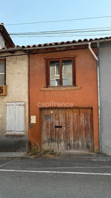 L'Isle En Dodon – Maison de village mitoyenne à rénover avec 700 m² de terrain, toiture neuve et fort potentiel