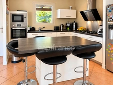 MAUZAC – Maison de plain-pied 121 m² – 5 chambres – Piscine – Terrain 840 m²