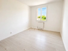 Maison à vendre 2 appartements SAINT HILAIRE (31)