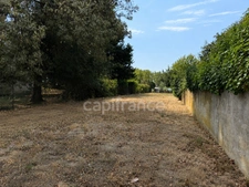 TERRAIN CONSTRUCTIBLE Viabilisé 350 m² – PLEIN CŒUR DE RIEUMES