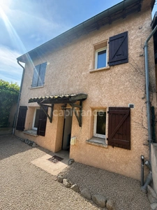 Maison à vendre 2 appartements SAINT HILAIRE (31)