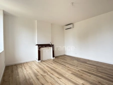 Maison rénovée et évolutive - A VENDRE 3 pièces RIEUMES (31) idéal pro du bâtiment.