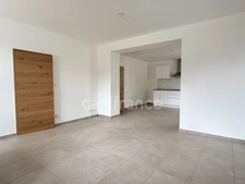 Maison rénovée et évolutive - A VENDRE 3 pièces RIEUMES (31) idéal pro du bâtiment.