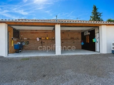 Propriété d'exception – 2 logements, piscine, hangars, idéal activité professionnelle