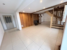Prix à la baisse pour cette belle maison avec dépendances et vaste terrain pourrait bien être votre prochain coup de cœur !!