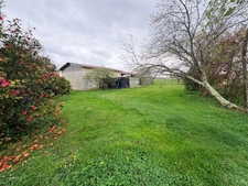 Prix à la baisse pour cette belle maison avec dépendances et vaste terrain pourrait bien être votre prochain coup de cœur !!