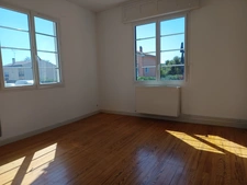 Maison de caractère en cœur de ville avec deux logements indépendants et fort potentiel locatif !!!!