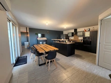 Prix à la baisse pour cette maison 4 pièces – 107 m² – Terrain 2034 m² – Vue Pyrénées – Saint-Germé
