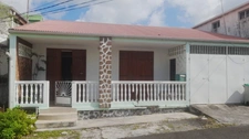Maison créole à vendre 4 pièces LE MOULE (971)