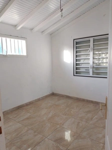 🏡 À VENDRE – Maison 2 niveaux à Baillif Guadeloupe, proche du centre et de toutes commodités. 