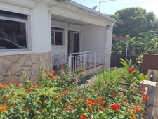 Jolie MaisonF4 avec jardin, vue mer sur la commune de Trois rivières.