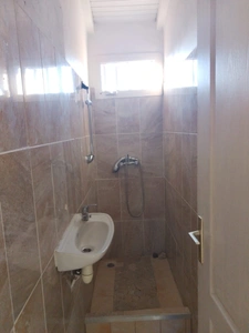🏡 À VENDRE – Maison 2 niveaux à Baillif Guadeloupe, proche du centre et de toutes commodités. 