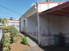Jolie Maison F4 avec jardin, vue mer sur la commune de Trois rivières.