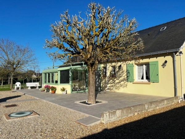 Maison à vendre 6 pièces MAZE (49)