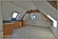 Dpt Maine et Loire (49), à louer JARZE appartement T2   