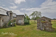 Maison familiale 8 pièces à JARZÉ - 170 m² - Terrain 4330 m²