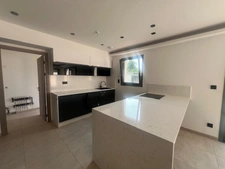 Maison à louer 5 pièces SEICHES SUR LE LOIR (49)