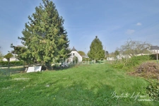 Maison de caractère avec grand jardin et dépendances - 190 m² à BAUGÉ EN ANJOU