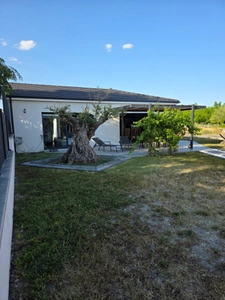 Coup de cœur ! Magnifique villa contemporaine de 136 m² et garage/dépendance de 125 m² – Chambaron-sur-Morge (Pontmort)