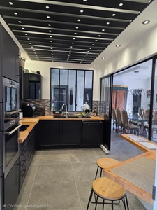 Coup de cœur ! Magnifique villa contemporaine de 136 m² et garage/dépendance de 125 m² – Chambaron-sur-Morge (Pontmort)