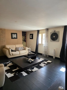 A Beauregard L'Evêque, magnifique bâtisse rénovée de 320 m² – Fort potentiel de rendement ou grande maison de famille