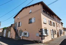 A Beauregard L'Evêque, magnifique bâtisse rénovée de 320 m² – Fort potentiel de rendement ou grande maison de famille