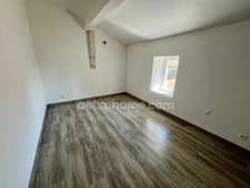 85400 - FERMETTE EN PIERRES RÉNOVÉE - 4 CHAMBRES - TERRAIN CLOS DE 671 M²
