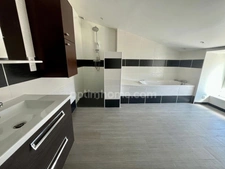 85400 - FERMETTE EN PIERRES RÉNOVÉE - 4 CHAMBRES - TERRAIN CLOS DE 671 M²