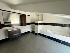 85400 - FERMETTE EN PIERRES RÉNOVÉE - 4 CHAMBRES - TERRAIN CLOS DE 671 M²