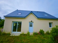 Crozon : Maison familiale récente proche de la plage 