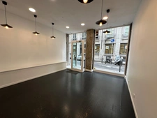 Local commercial Bail à céder  LYON 2EME (69), jolie local de 20M2 environ+ mezzanine et réserve sur cour, rue auguste comte 