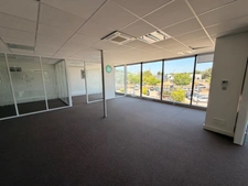 bureaux à vendre CHAPONOST (69) magnifique plateau de 160m2 dans l'immeuble LW1, face à la gare de Chaponost 