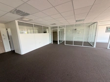 bureaux à vendre CHAPONOST (69) magnifique plateau de 160m2 dans l'immeuble LW1, face à la gare de Chaponost 
