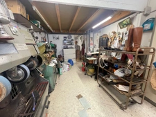 Murs à vendre LYON 6EME (69), local d'une surface totale de 57 m² environ plus mezzanine de 27 m² utiles 