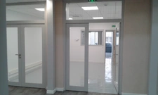 bureaux à louer LYON 3EME (69) atypiques bureaux à louer de 245m2 + sous sol accès direct de 117m2, métro Guichard 