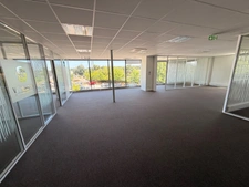bureaux à vendre CHAPONOST (69) magnifique plateau de 160m2 dans l'immeuble LW1, face à la gare de Chaponost 