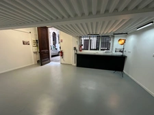 Local/bureau à vendre LYON 1ER (69) local atypique de 163m2 au total, esprit loft sur cour, en presqu'ile rue du bat d'argent.