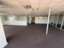 bureaux à vendre CHAPONOST (69) magnifique plateau de 160m2 dans l'immeuble LW1, face à la gare de Chaponost 