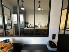 RARE ! MURS local bureaux RDC en très bon état à vendre LYON 8EME  (69) de 92 m², entièrement rénové récemment, en plein coeur du quartier Montplaisir