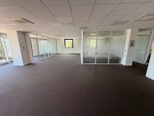 bureaux à vendre CHAPONOST (69) magnifique plateau de 160m2 dans l'immeuble LW1, face à la gare de Chaponost 