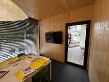 Bureaux à vendre TASSIN LA DEMI LUNE (69) magnifique petit bâtiment contemporain sur de 2 étages de bureaux , 130m2 environ