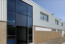 Local d'activité à vendre MIRIBEL (01)-locaux d'activité/entrepot + bureaux de 2600m2 environ, option ERP 5eme catégorie obtenue