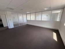 bureaux à vendre CHAPONOST (69) magnifique plateau de 160m2 dans l'immeuble LW1, face à la gare de Chaponost 