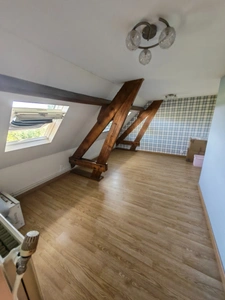Maison bourgeoise de caractère  sur 3 niveaux–7 chambres – 2 salles d'eau,2 WC  Idéale pour une grande famille ou un investisseur