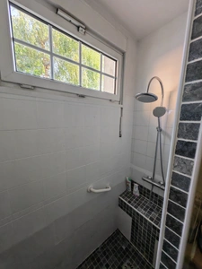 Maison bourgeoise de caractère  sur 3 niveaux–7 chambres – 2 salles d'eau,2 WC  Idéale pour une grande famille ou un investisseur