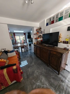 Pour famille ou investisseur Maison 1930 à vendre à WATTIGNIES (59) 6pièces,105m2,4 chambres, climatisatisée,petit jardinet